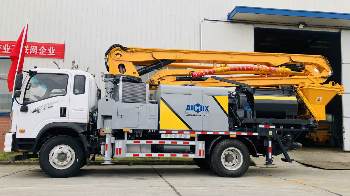 truck-mounted concrete pump