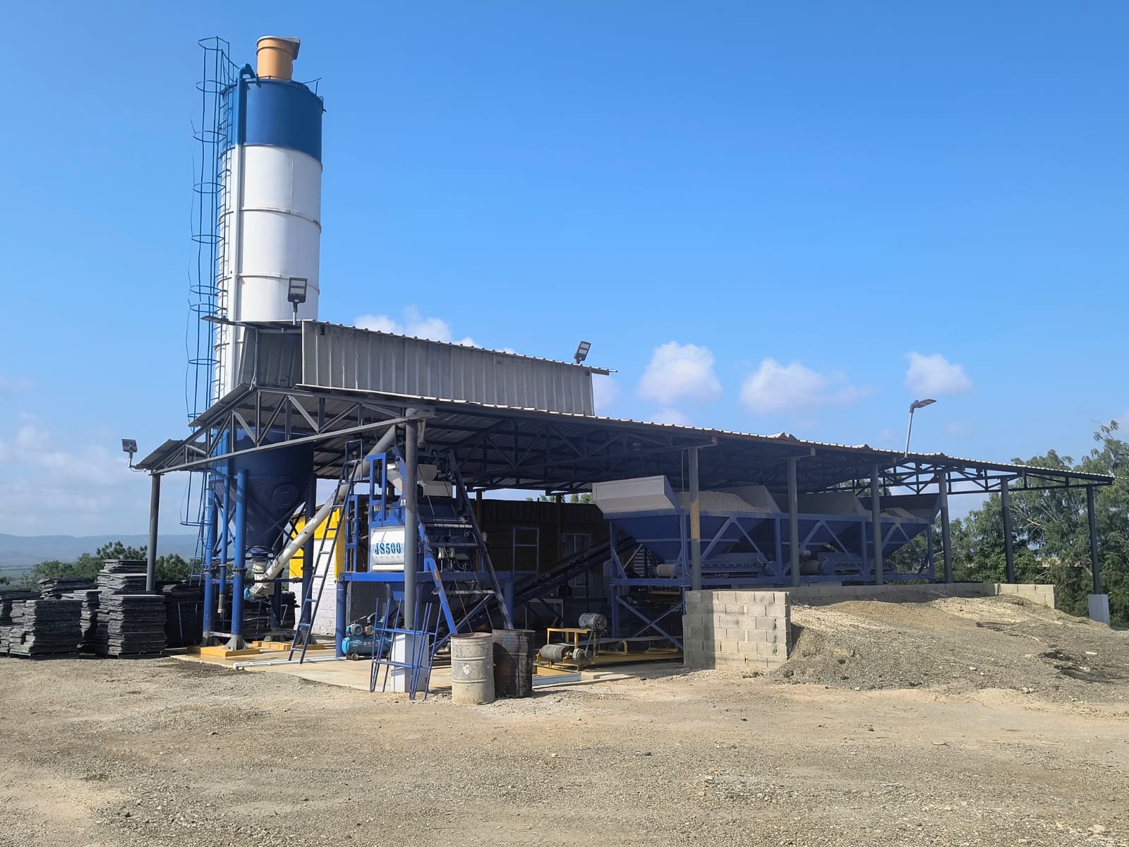 mini concrete batching plant